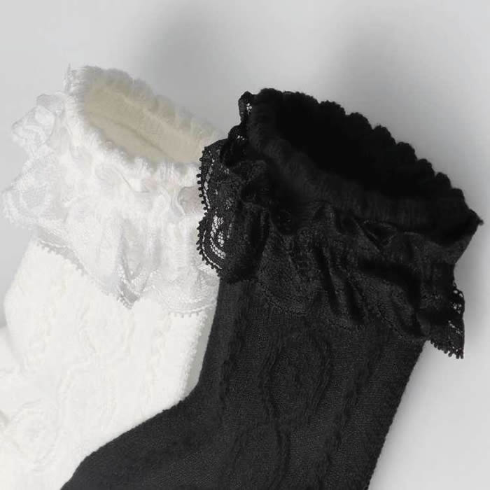Kids Foret Ruffled Cable Knit Crew Socks