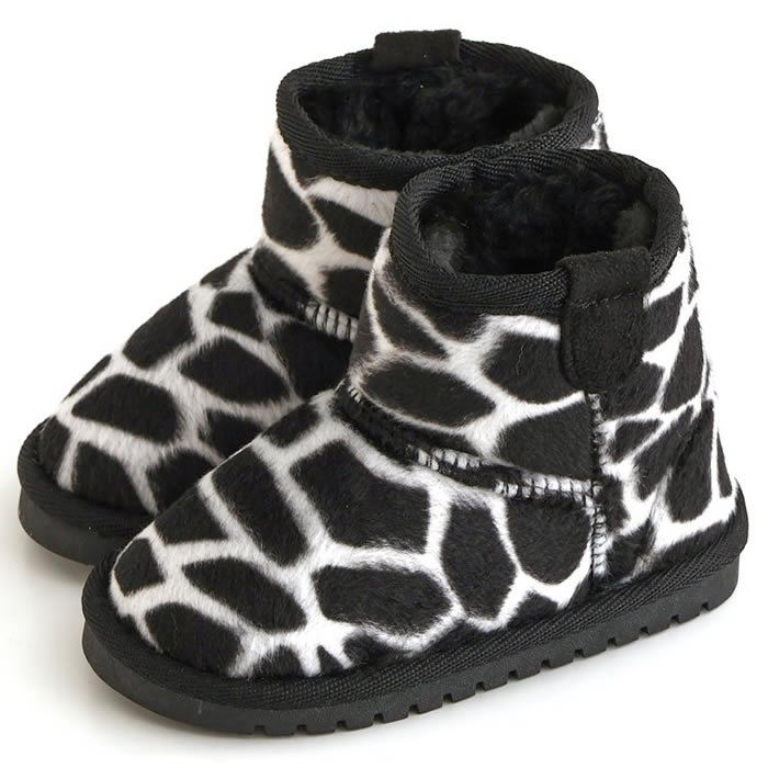 Ampersand boa boots