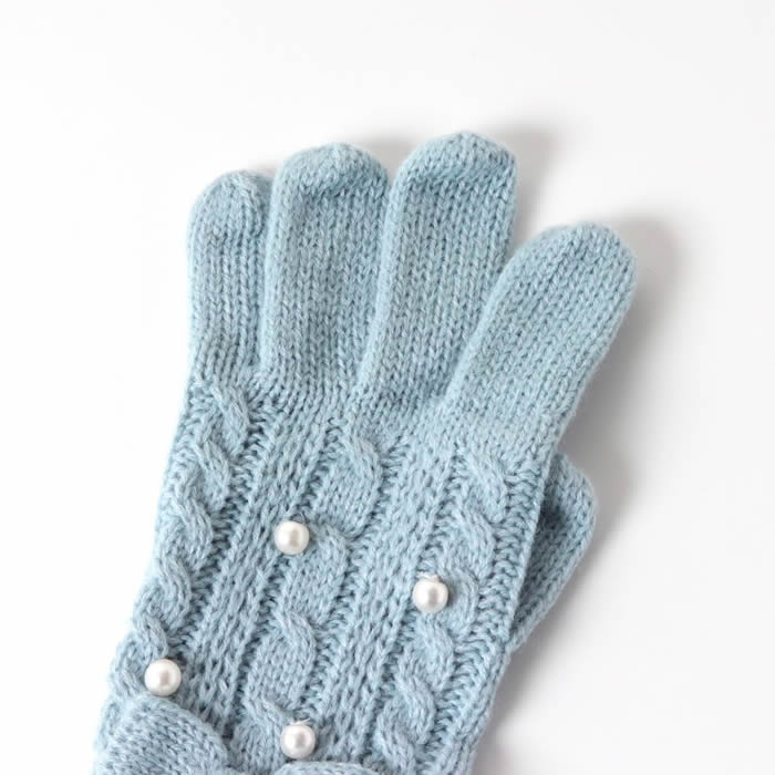 Ampersand matching knit gloves