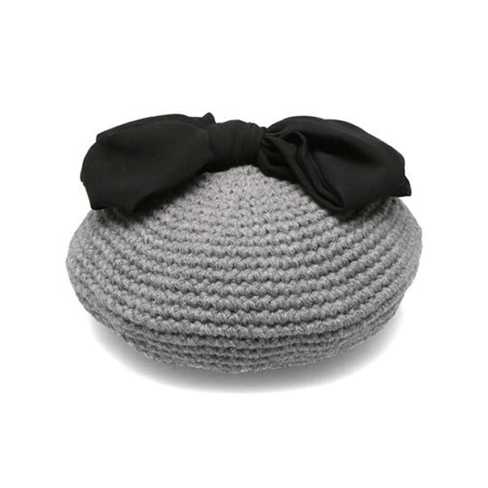 kid's zoo knitted hat with ribbon