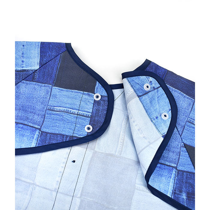 Ocean & Ground Long-sleeved meal apron for safe finger food!
