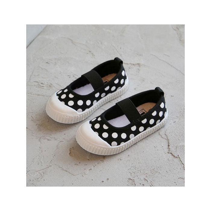 Cute indoor shoes♪ For nursery and kindergarten