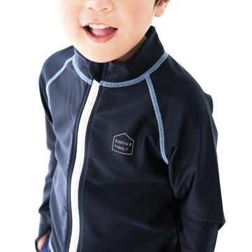 Earth Family ラッシュガード