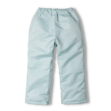 エメラルドグリーン