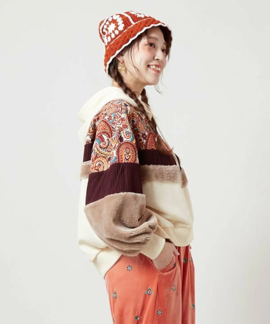 チャイハネ ファーベルフーディー