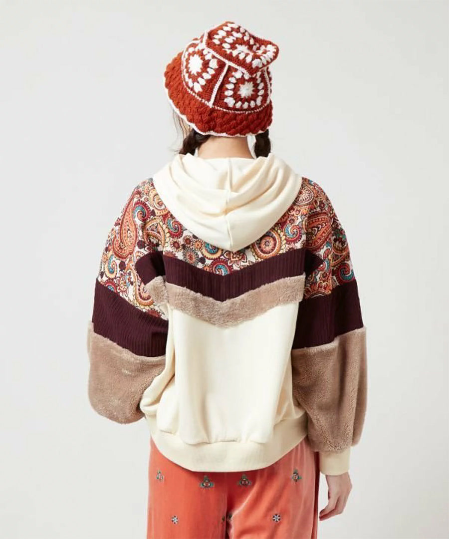 チャイハネ ファーベルフーディー