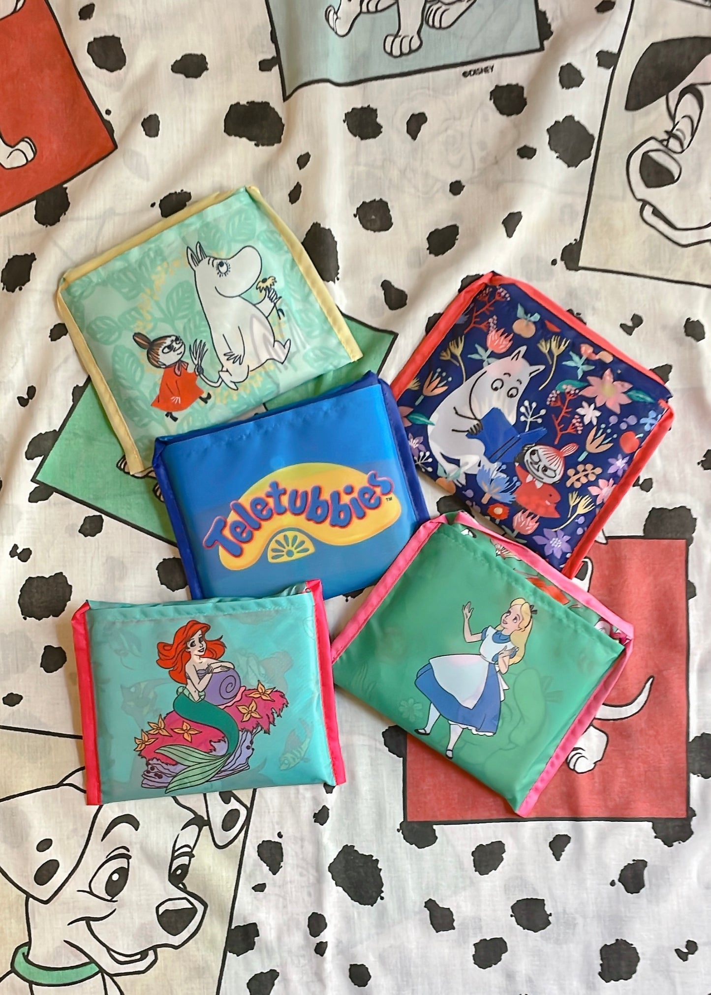 折りたたみショッピングバッグ