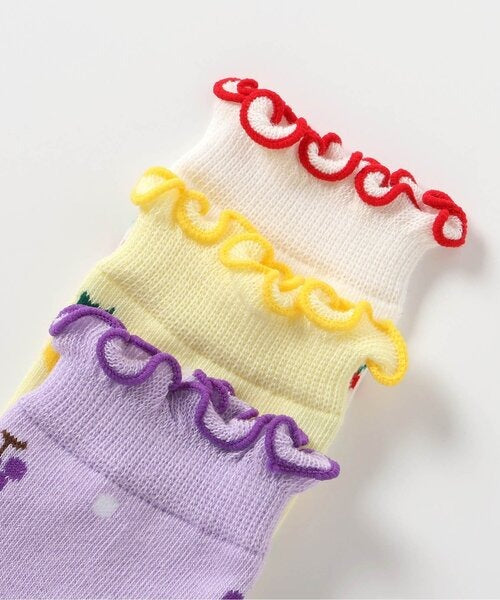 ampersand フルーツ柄ソックス