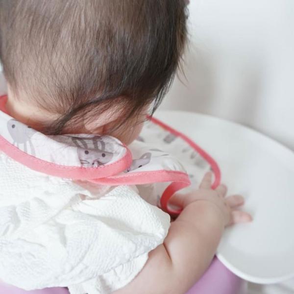 お食事エプロン ポケット付き 袖なし 半袖